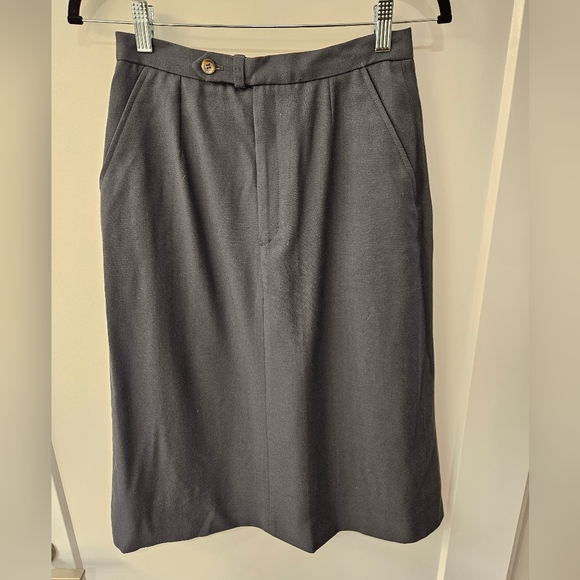 Amherst Sport Dresses & Skirts - NWOT - Vintage Amherst Sport Wool Skirt - Fully Lined